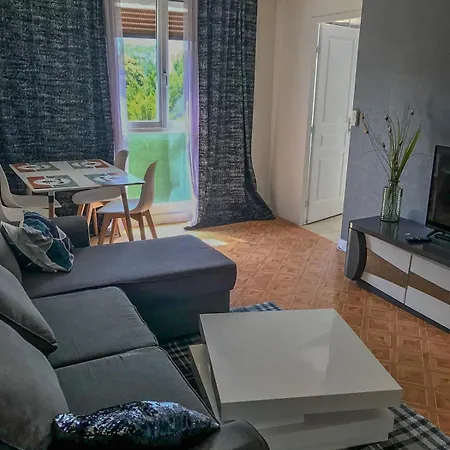 Lägenhet Entier 3 Chambres- 10 Min Centre